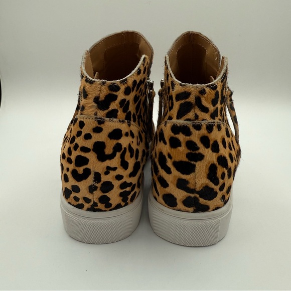 Steve MaddenWomen's Caliber Wedge Sneakers Leopard Print High-Top Sneakers SZ 10 - Picture 15 of 16